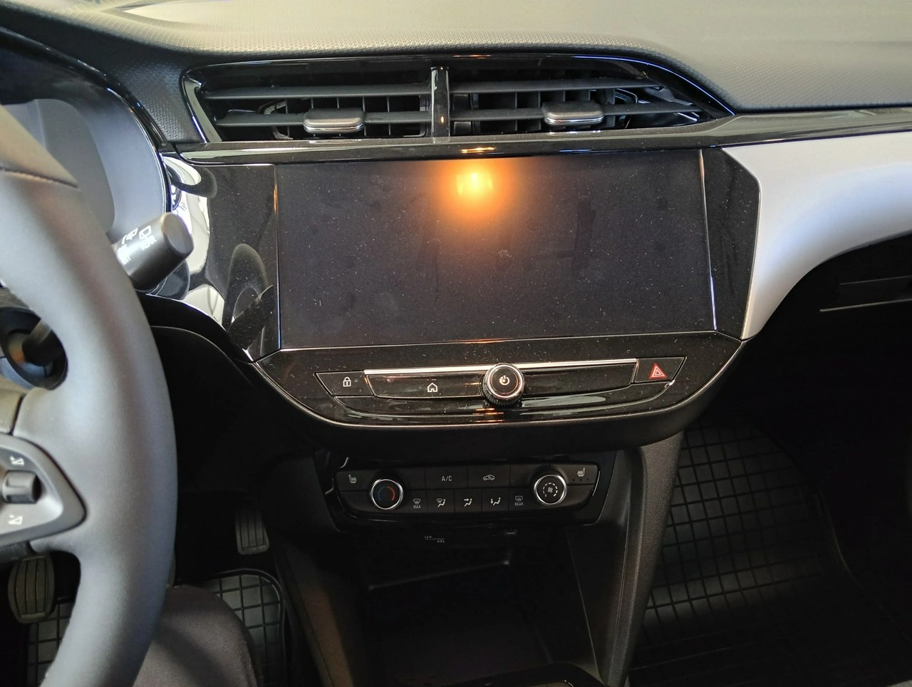 Opel Corsa - Zdjęcie 12