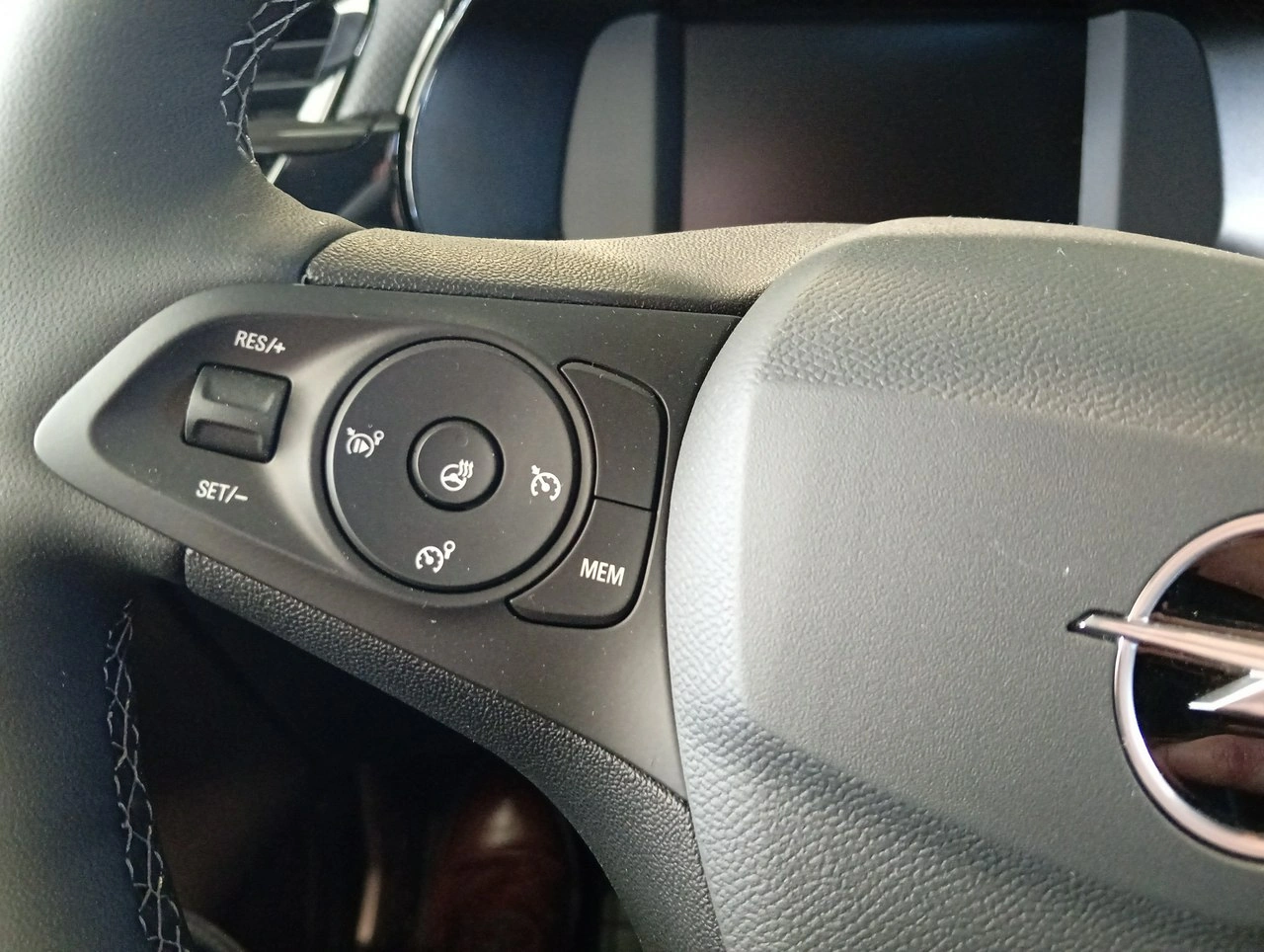 Opel Corsa - Zdjęcie 14