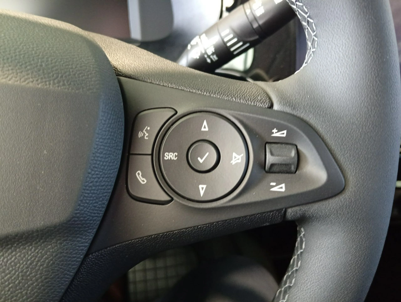 Opel Corsa - Zdjęcie 15