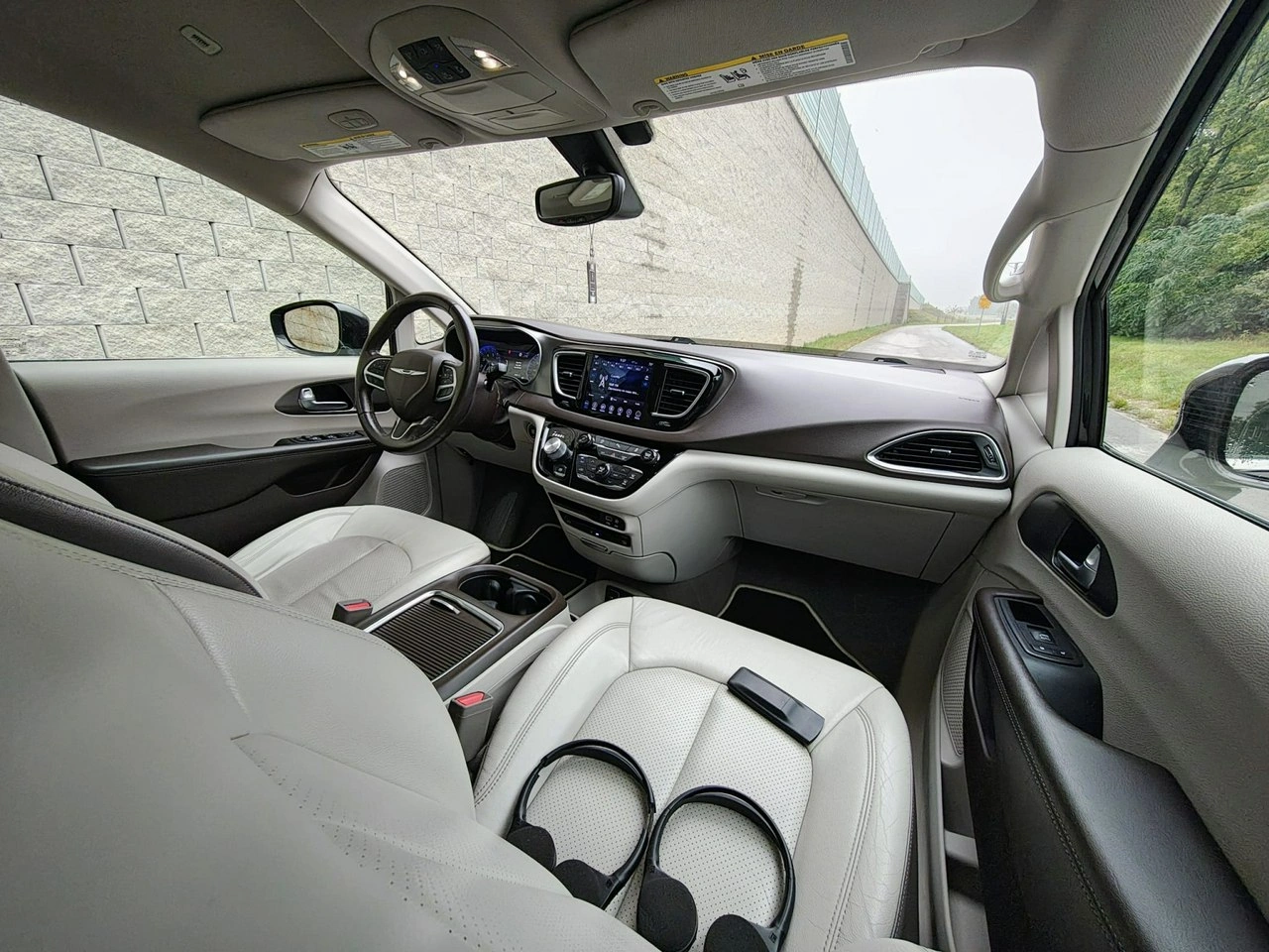 Chrysler Pacifica - Zdjęcie 9