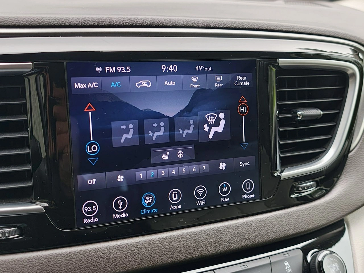 Chrysler Pacifica - Zdjęcie 16