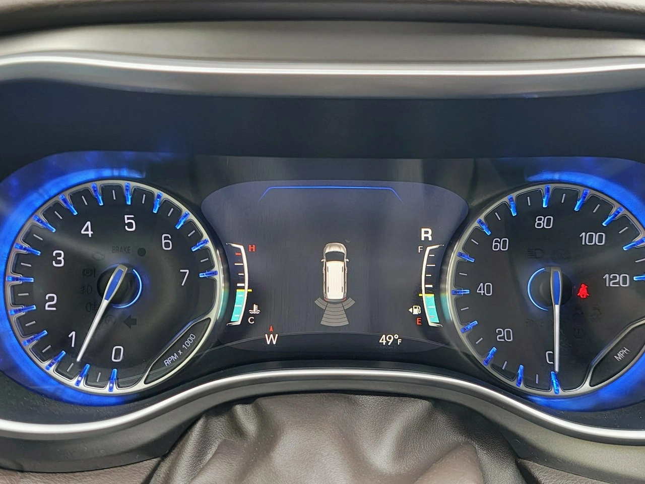 Chrysler Pacifica - Zdjęcie 23