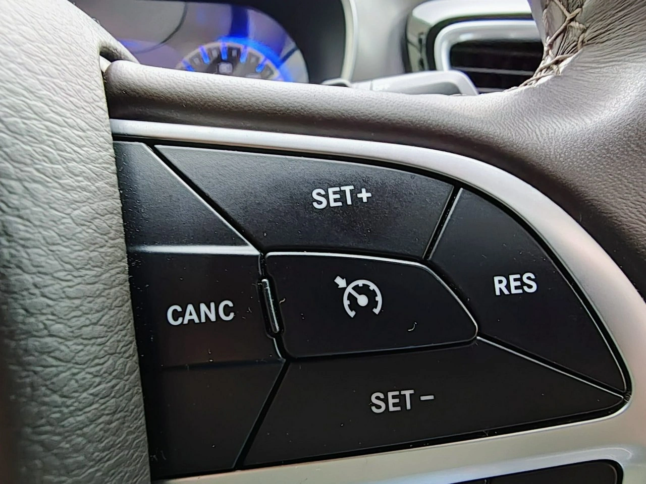 Chrysler Pacifica - Zdjęcie 26