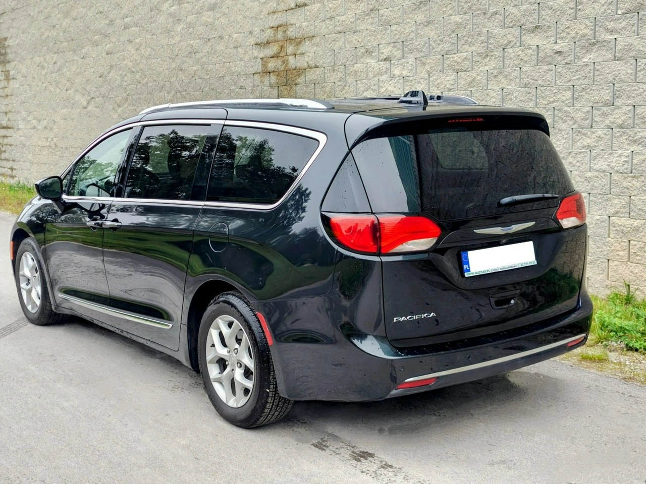 Chrysler Pacifica - Zdjęcie 3