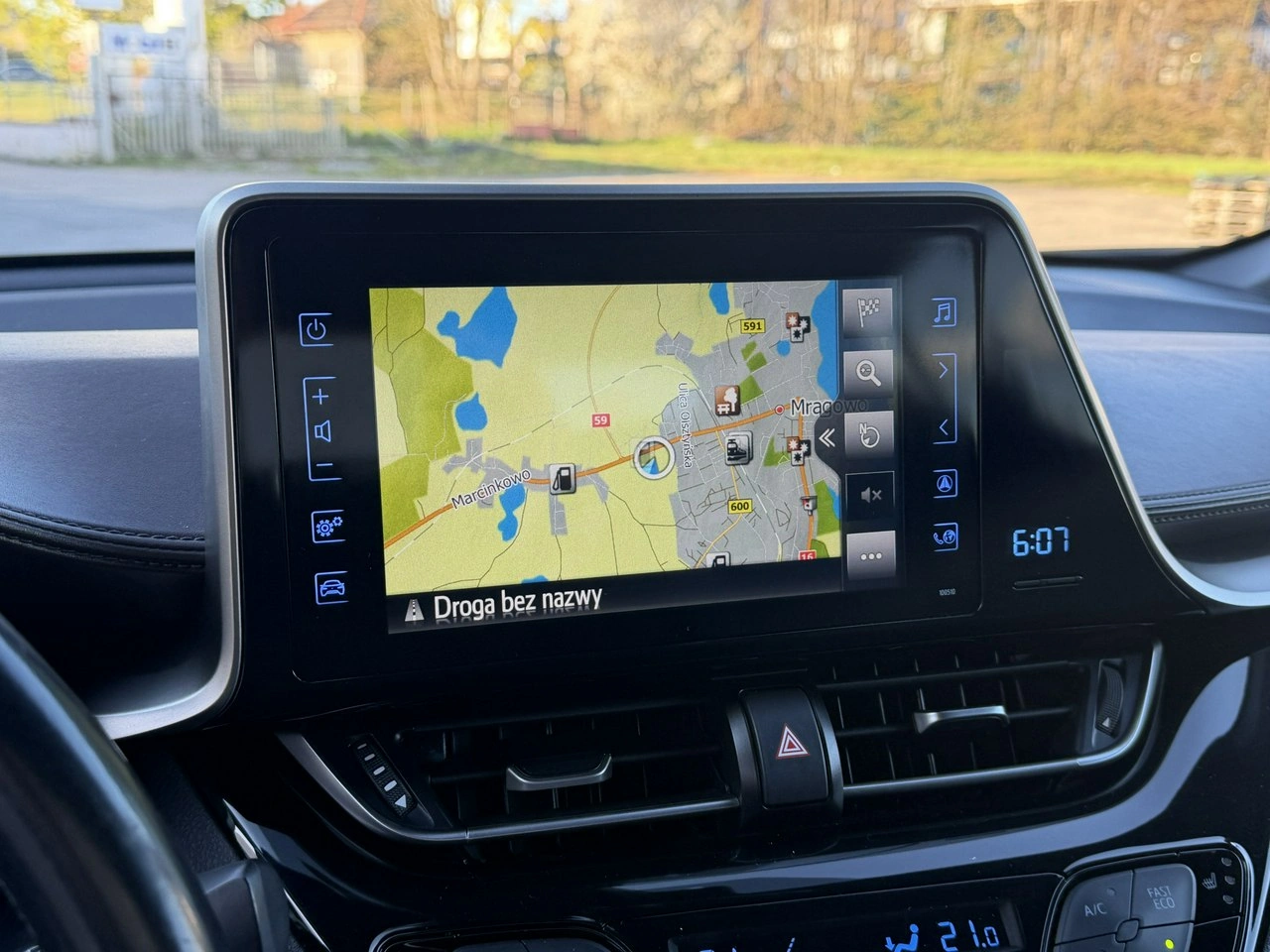 Toyota C-HR - Zdjęcie 25