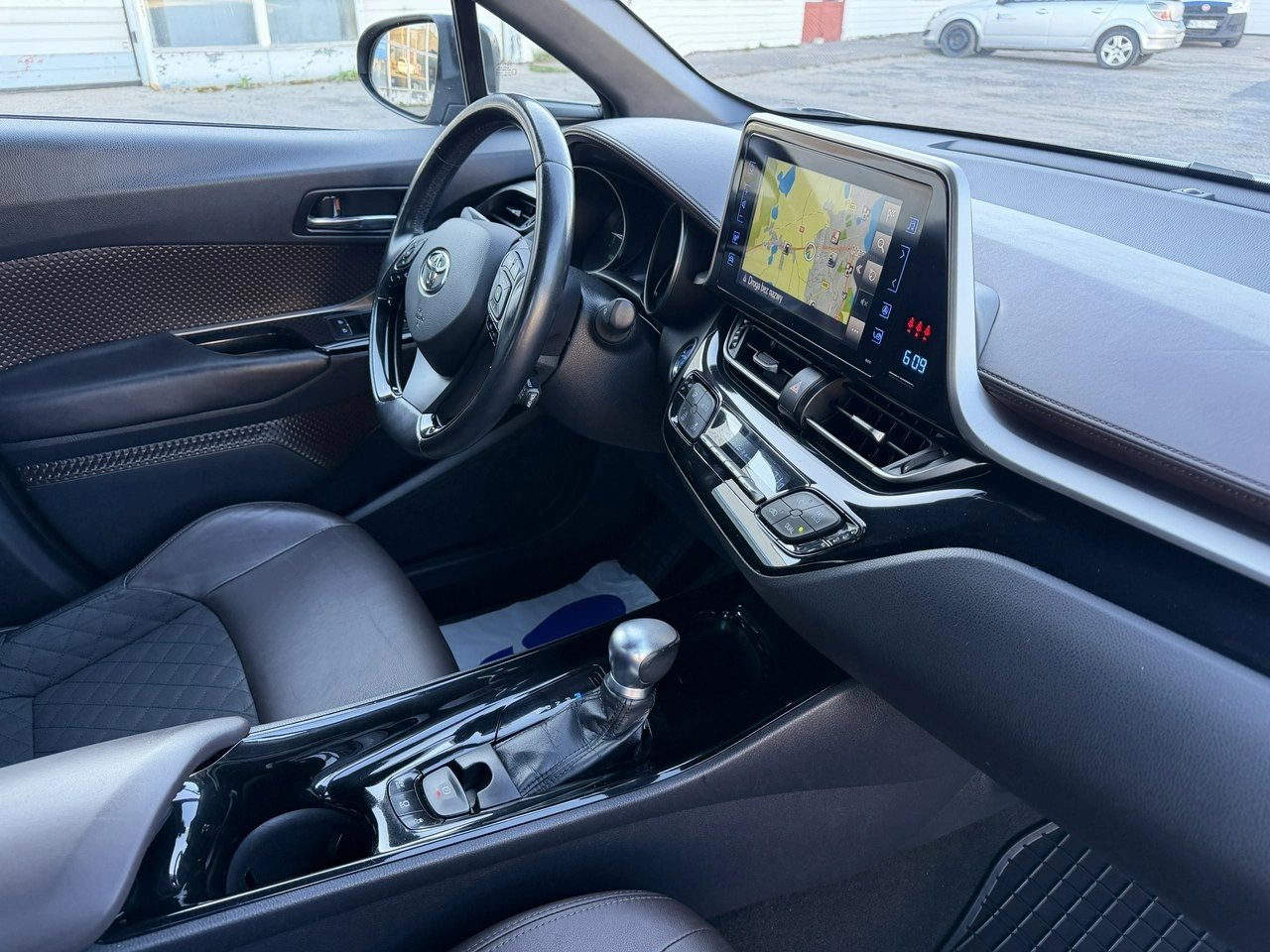 Toyota C-HR - Zdjęcie 36