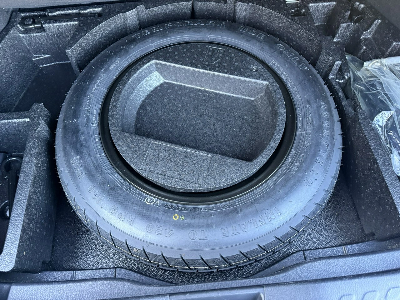 Toyota C-HR - Zdjęcie 39