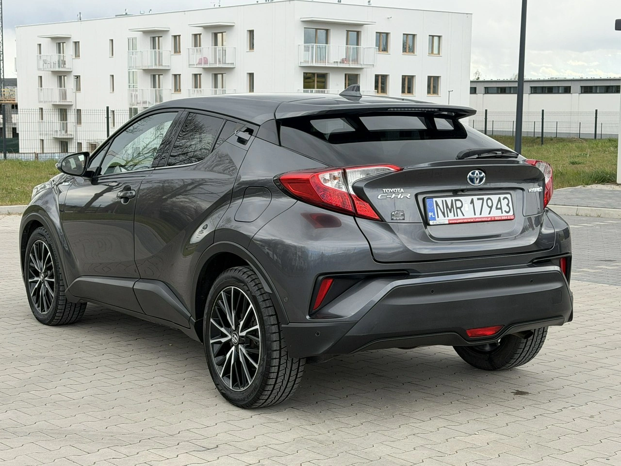 Toyota C-HR - Zdjęcie 8