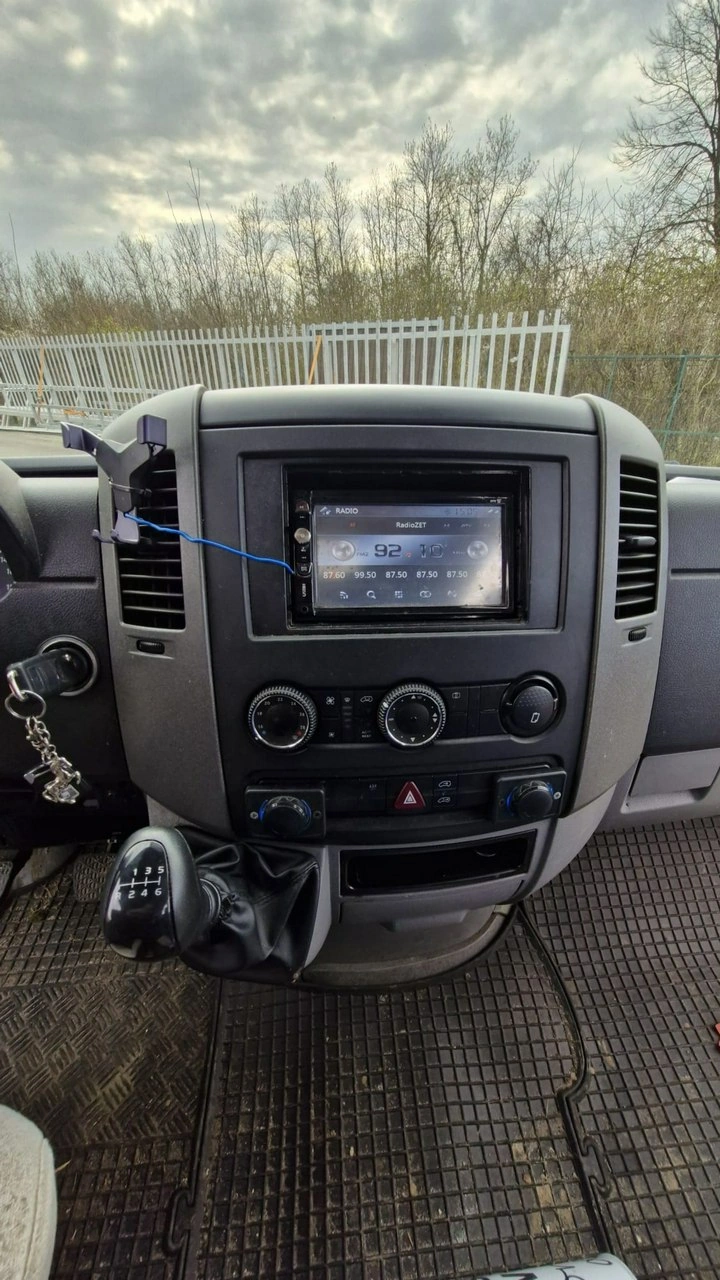 Volkswagen Crafter - Zdjęcie 18