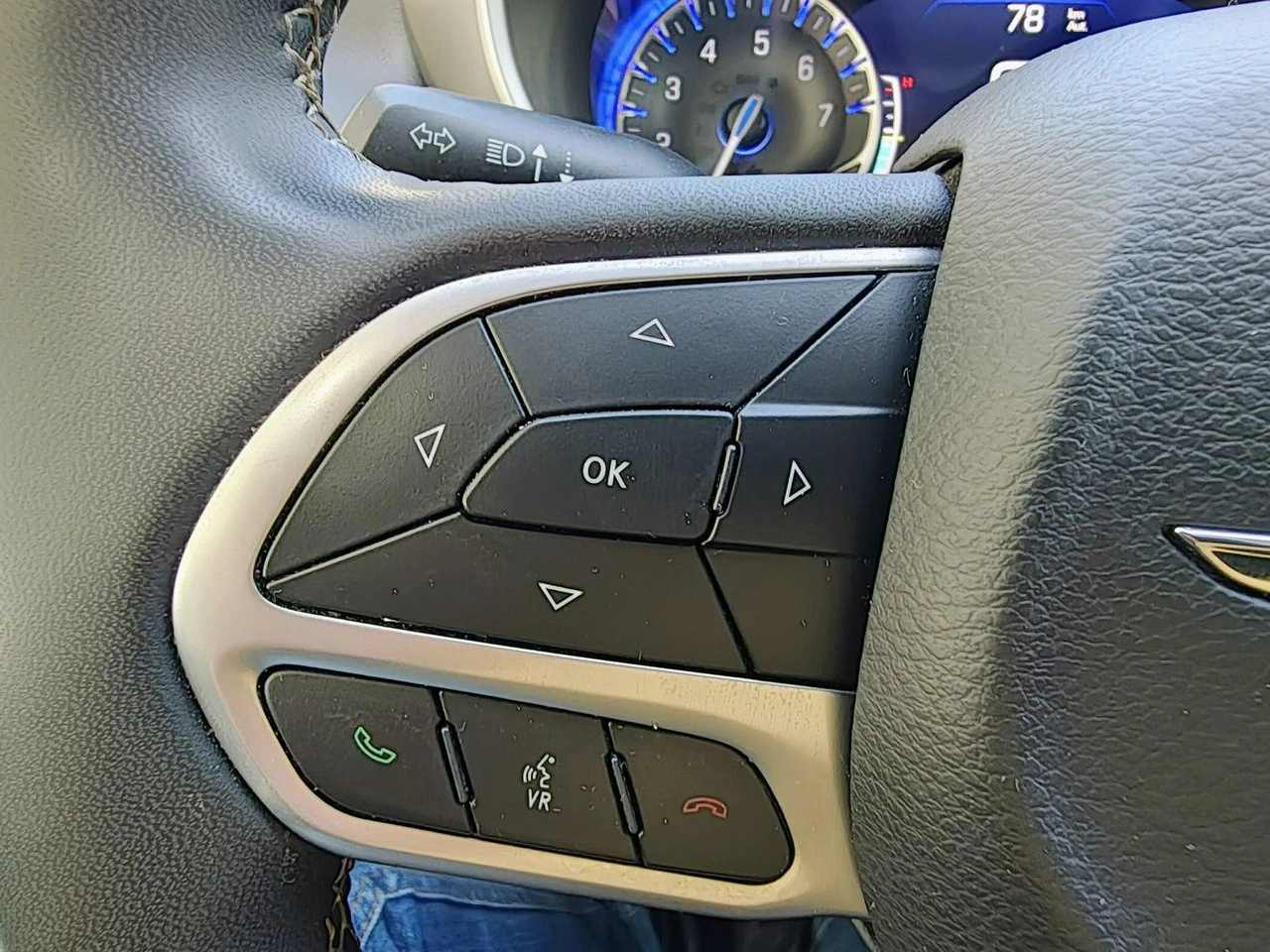 Chrysler Pacifica - Zdjęcie 10