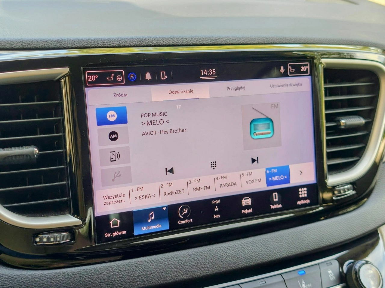 Chrysler Pacifica - Zdjęcie 18