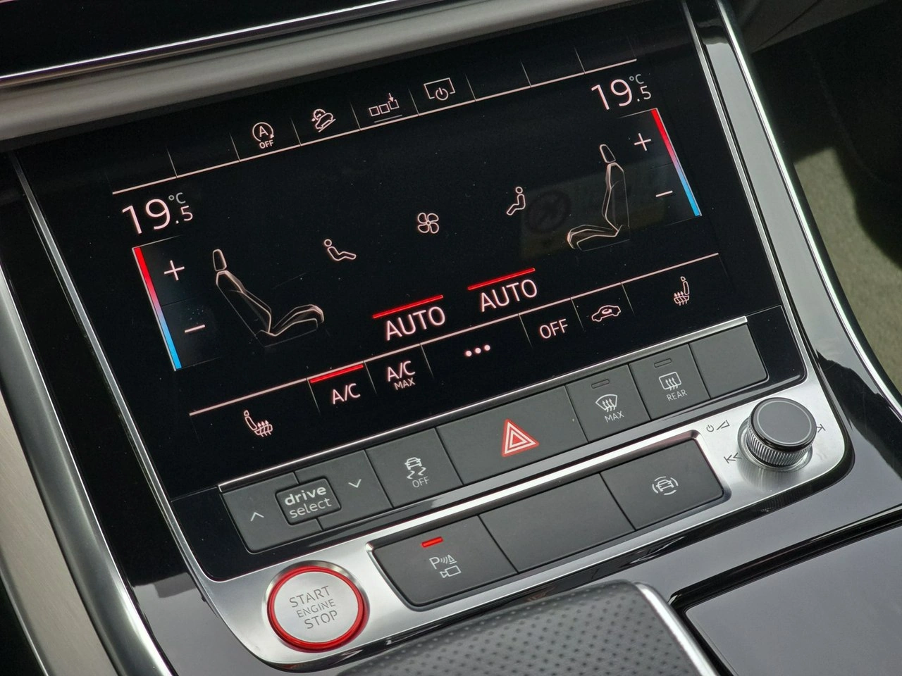 Audi SQ7 - Zdjęcie 20