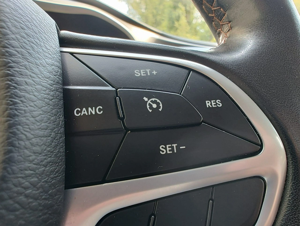 Chrysler Pacifica - Zdjęcie 18