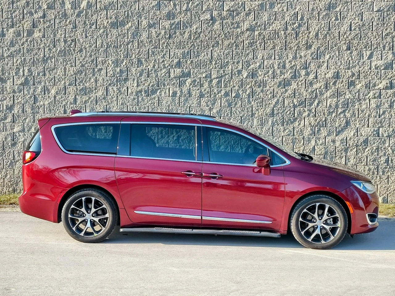 Chrysler Pacifica - Zdjęcie 7
