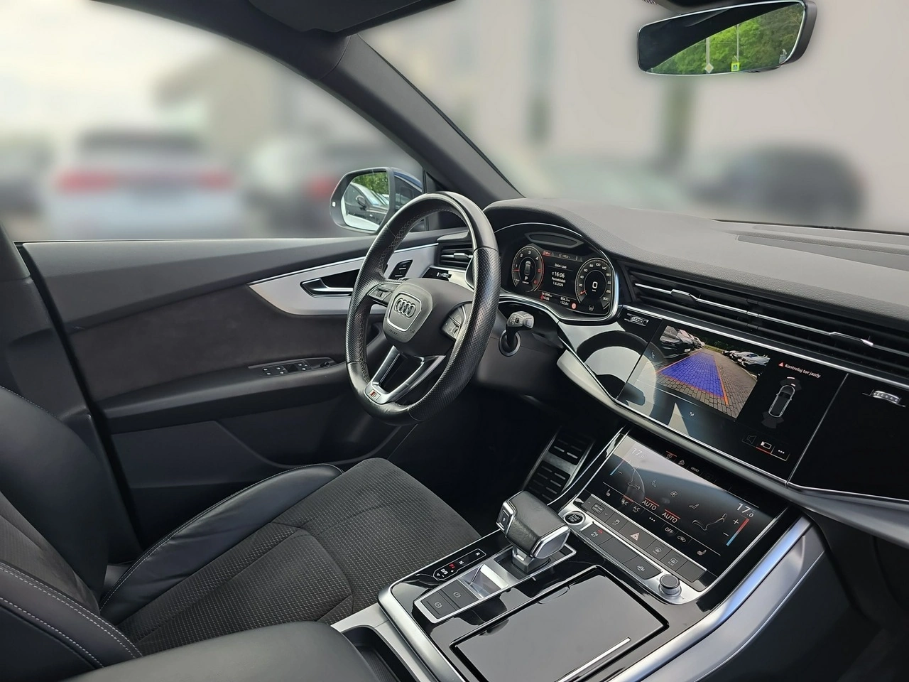 Audi Q8 - Zdjęcie 8