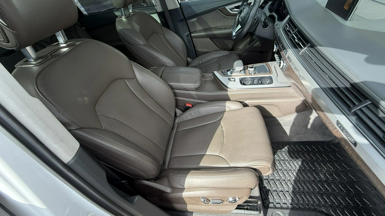 Audi Q7 - Zdjęcie 14
