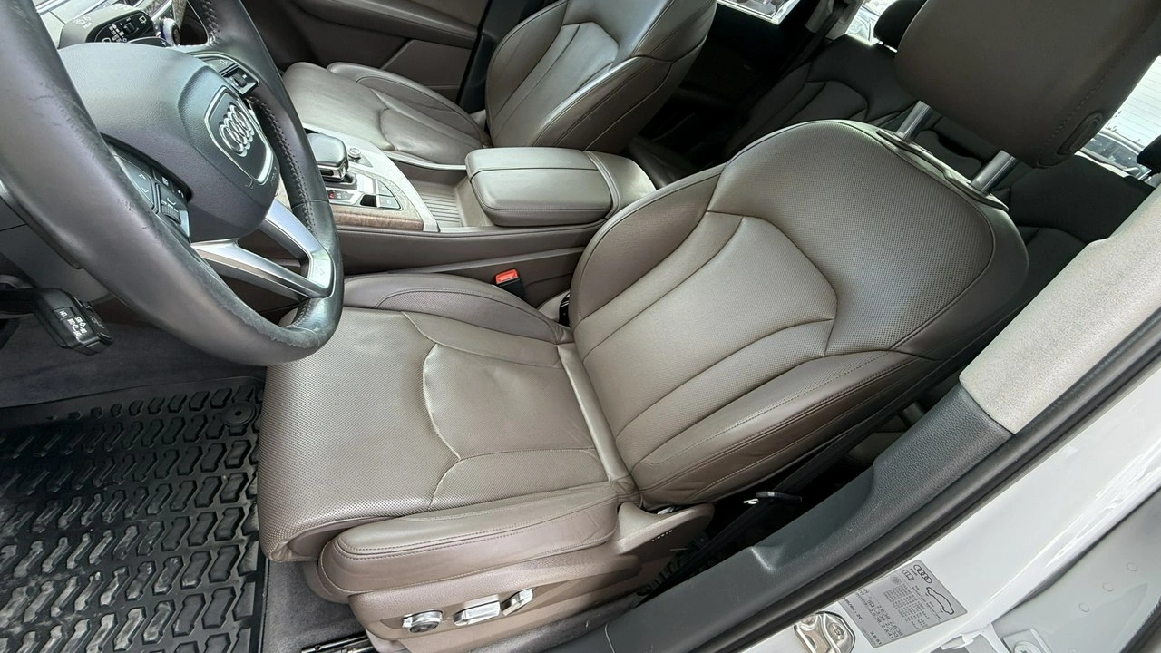 Audi Q7 - Zdjęcie 25