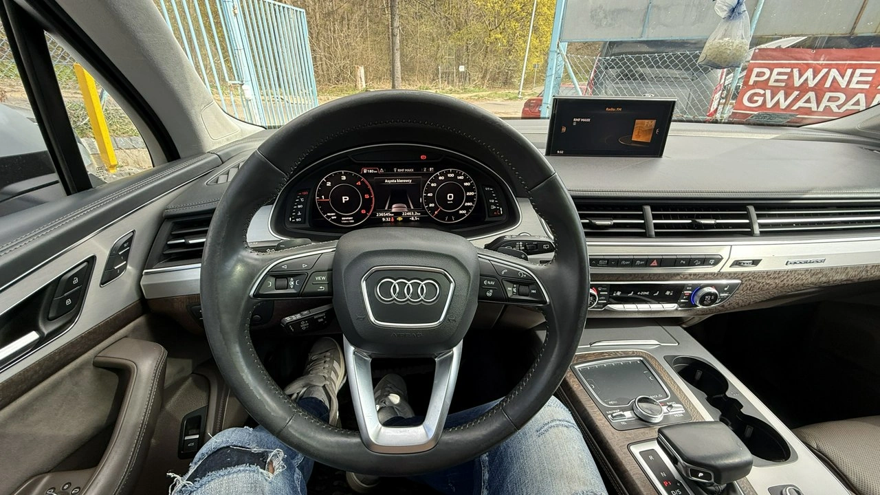 Audi Q7 - Zdjęcie 29