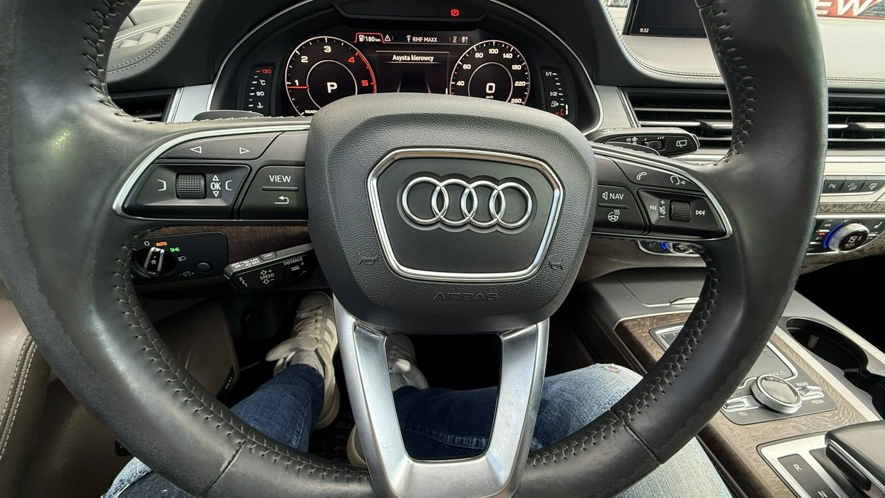 Audi Q7 - Zdjęcie 33