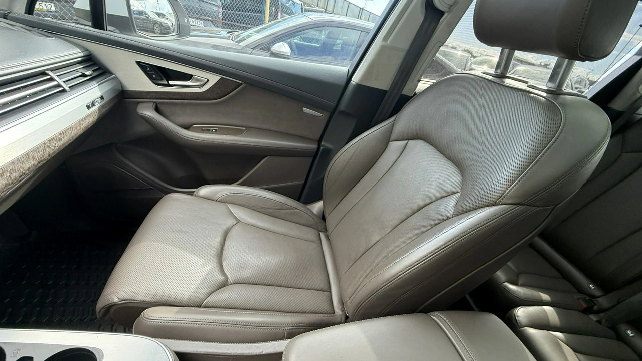 Audi Q7 - Zdjęcie 34