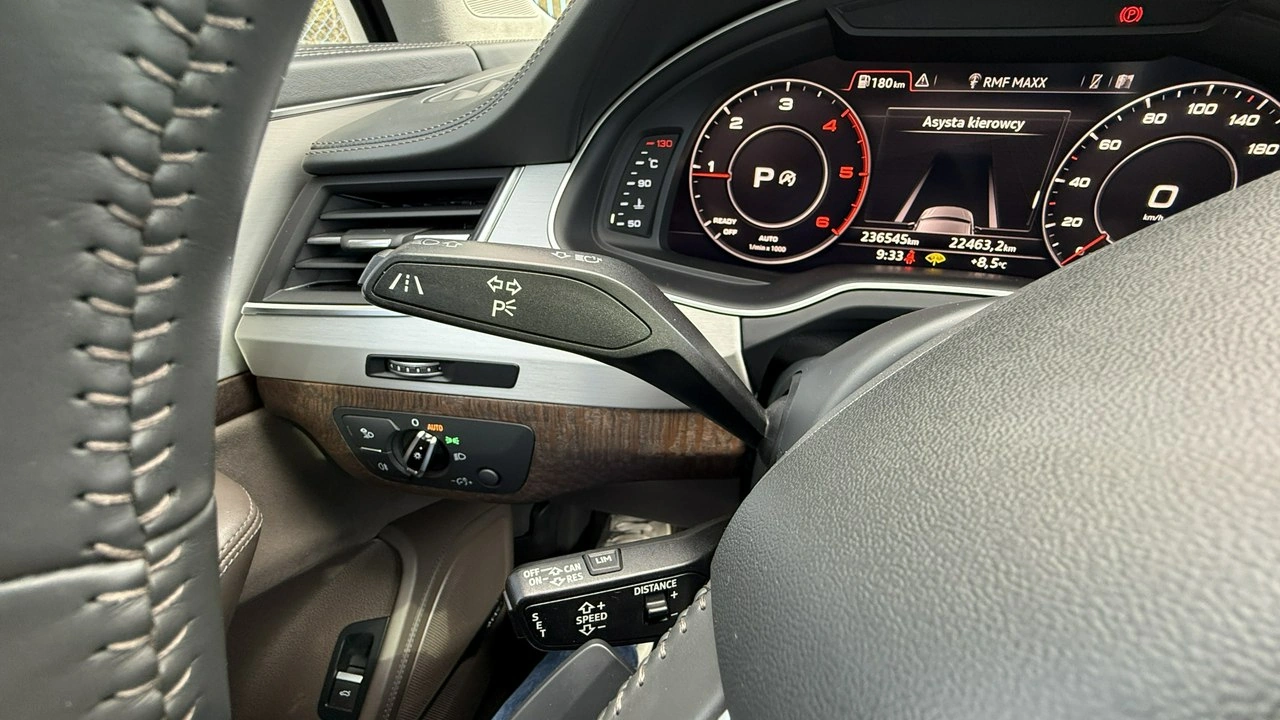 Audi Q7 - Zdjęcie 35