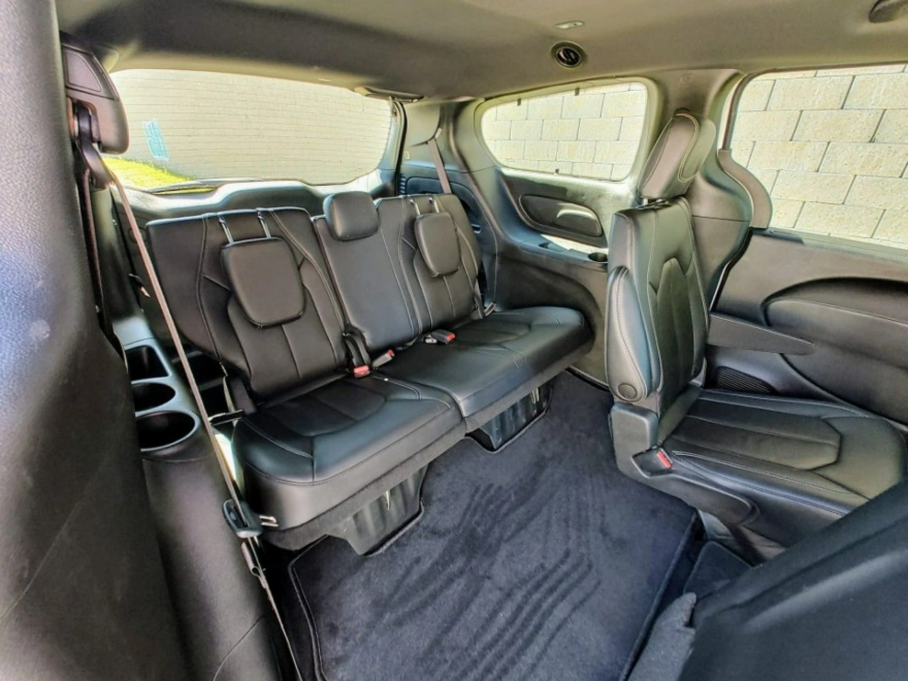 Chrysler Pacifica - Zdjęcie 11