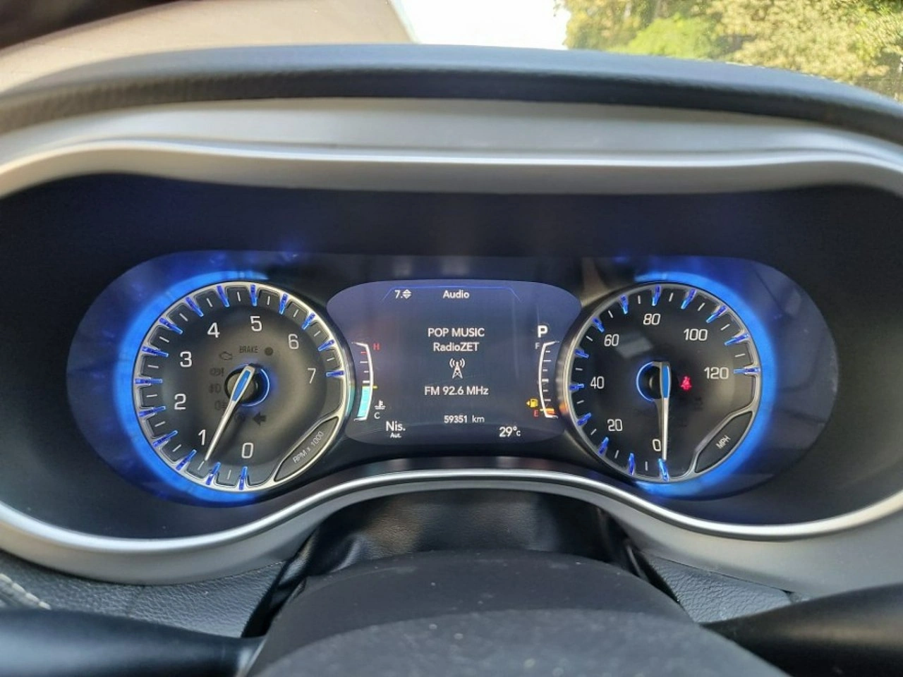 Chrysler Pacifica - Zdjęcie 12