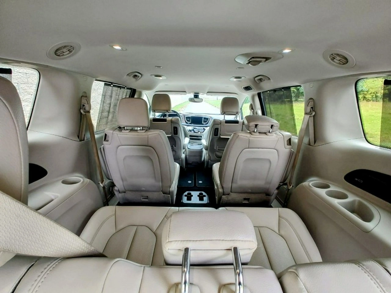 Chrysler Pacifica - Zdjęcie 13