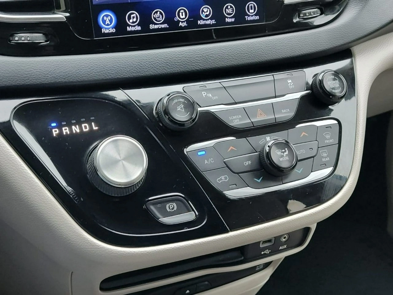 Chrysler Pacifica - Zdjęcie 7