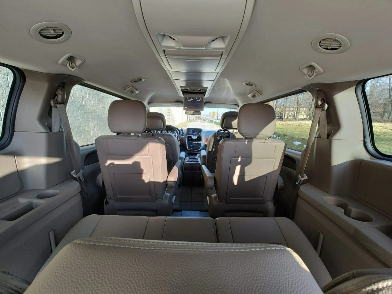 Chrysler Town & Country - Zdjęcie 20