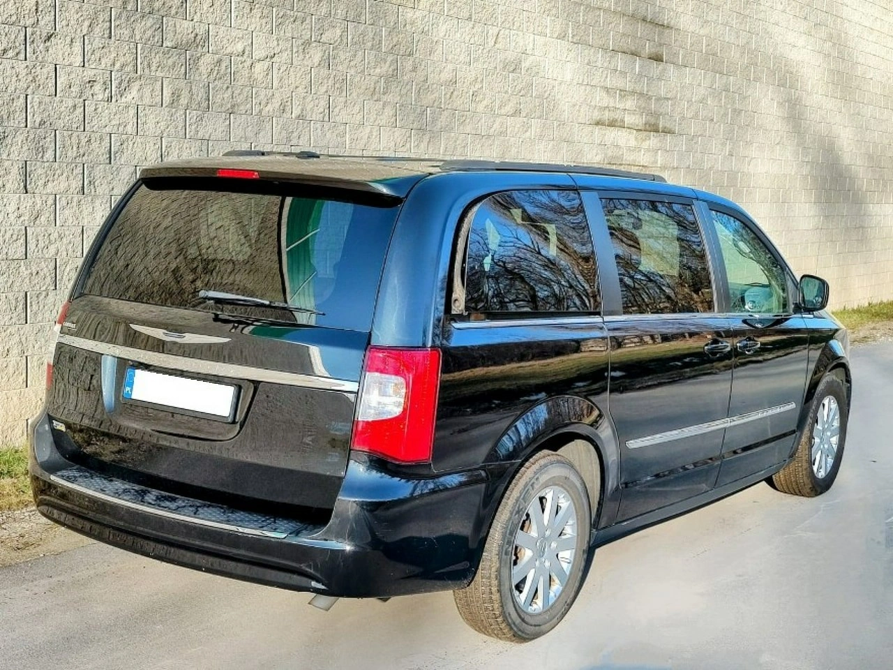 Chrysler Town & Country - Zdjęcie 8