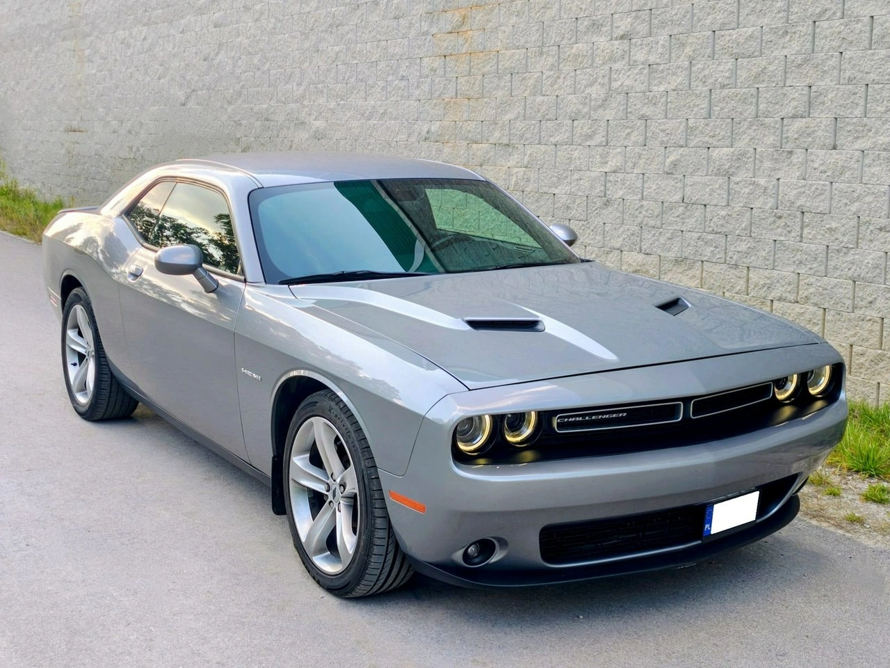Dodge Challenger - Główne zdjęcie