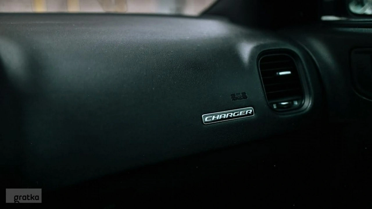 Dodge Charger - Zdjęcie 20