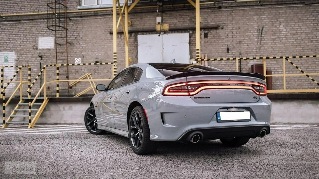 Dodge Charger - Zdjęcie 9