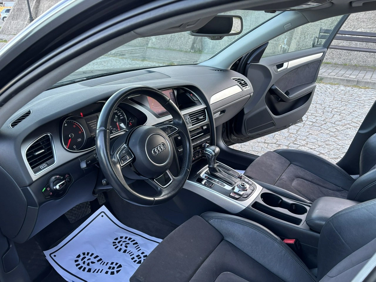 Audi A4 - Zdjęcie 29