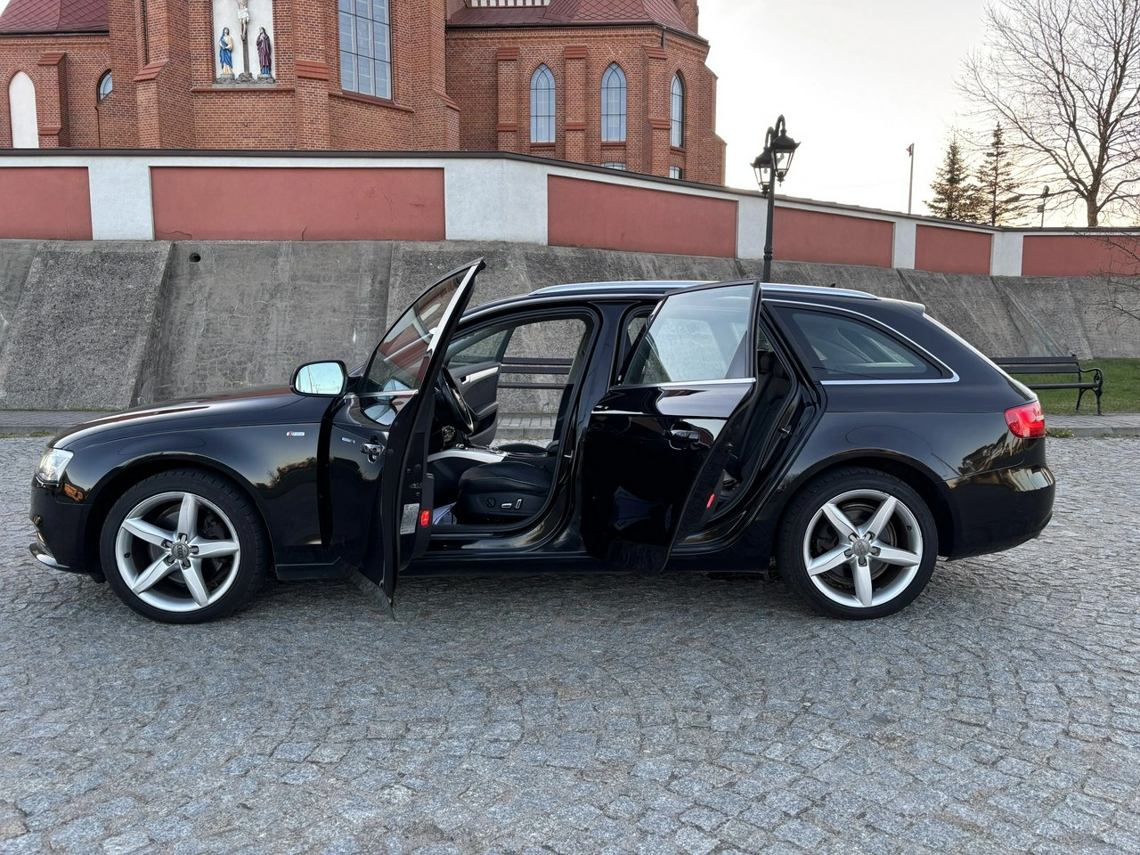 Audi A4 - Zdjęcie 32