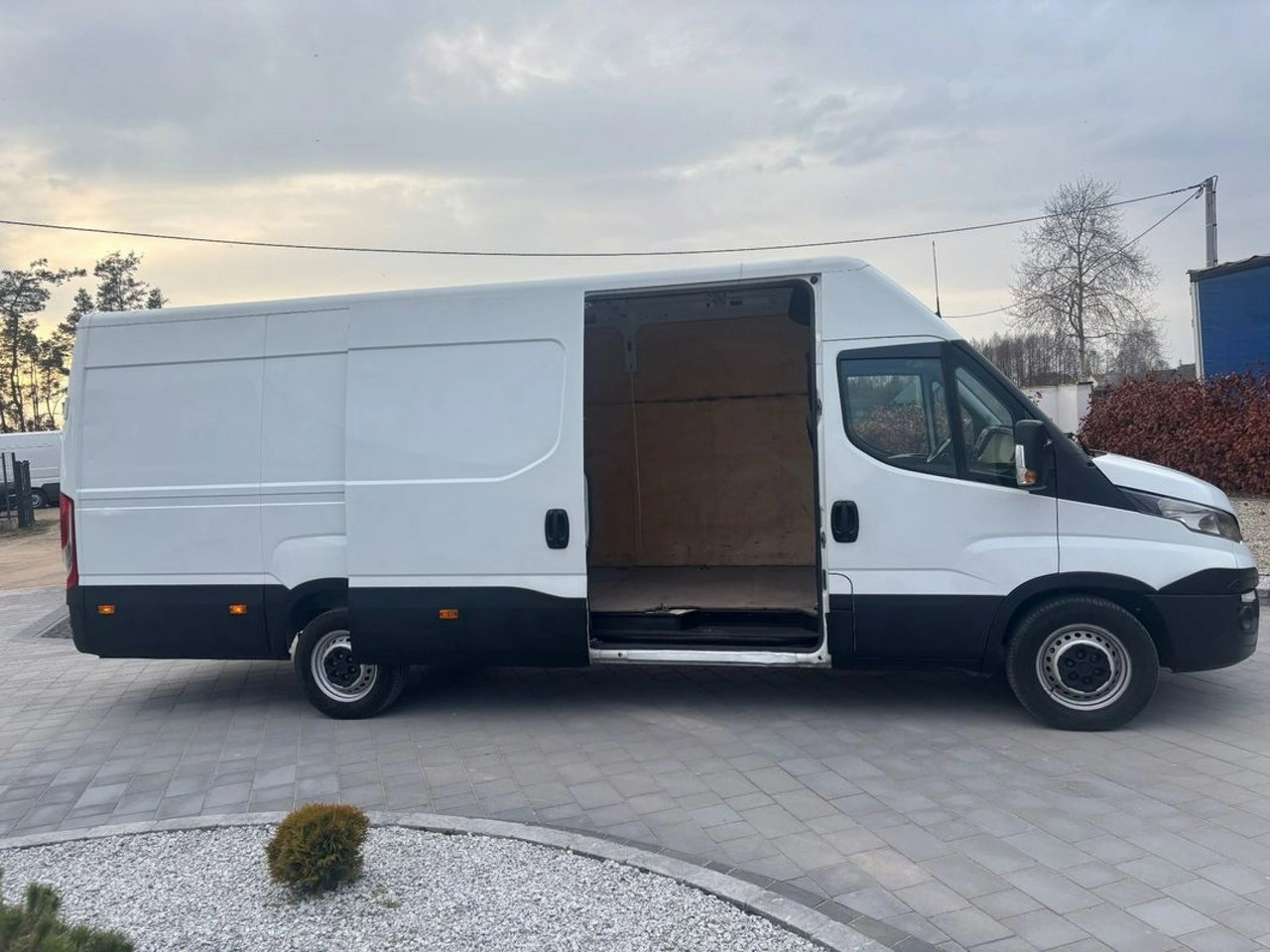 Iveco Daily - Zdjęcie 10