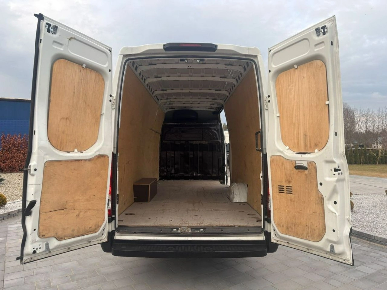 Iveco Daily - Zdjęcie 8