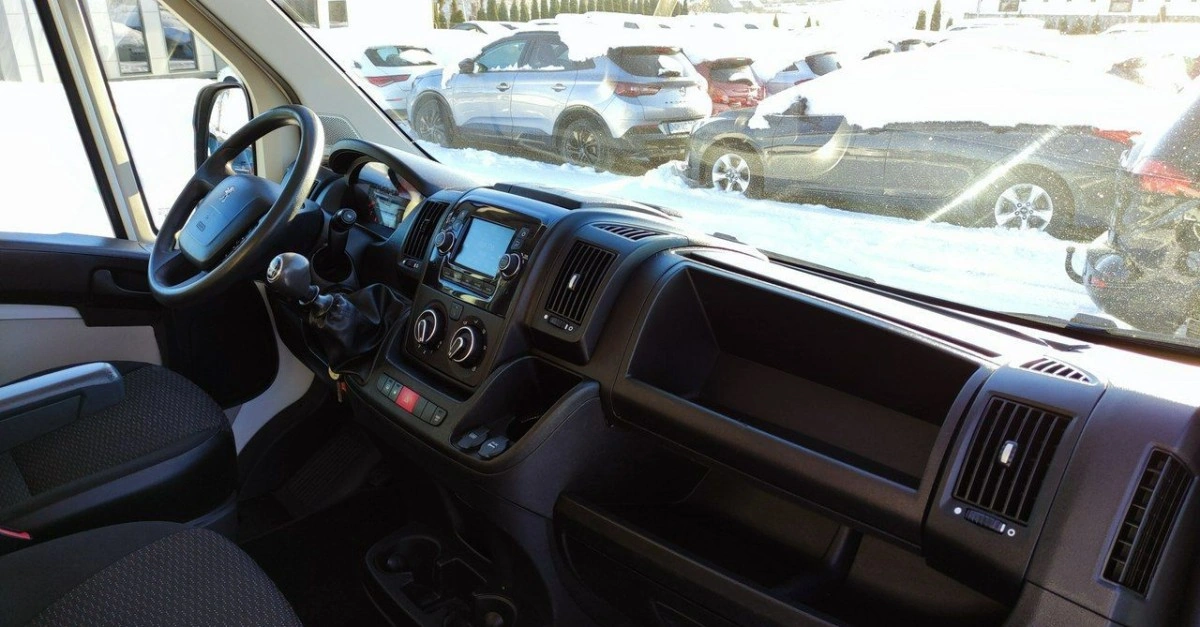 Peugeot Boxer - Zdjęcie 24