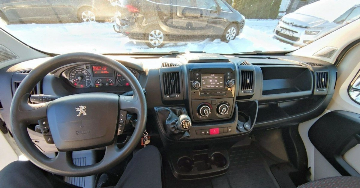 Peugeot Boxer - Zdjęcie 32