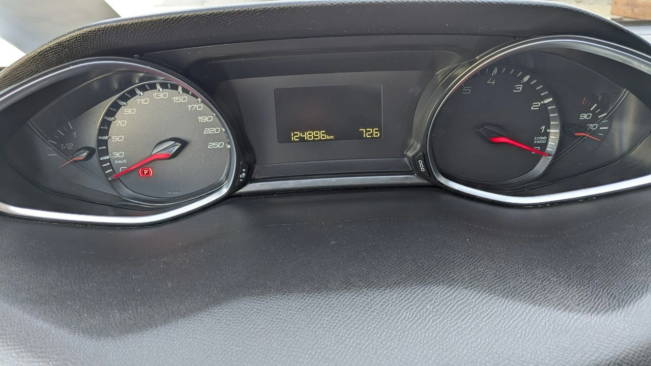 Peugeot 308 SW - Zdjęcie 21