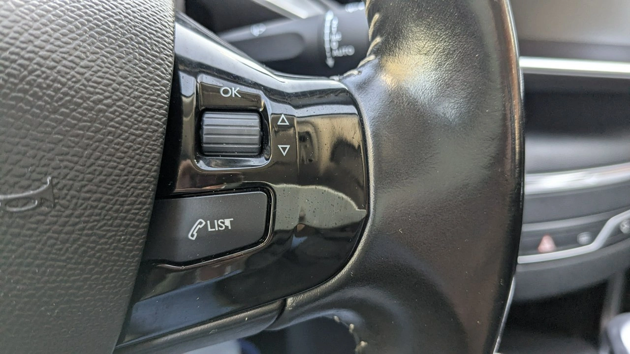 Peugeot 308 SW - Zdjęcie 28