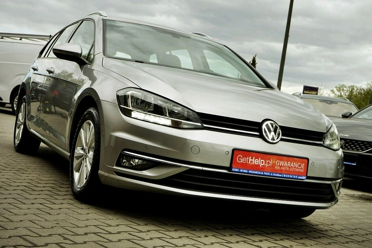 Volkswagen Golf - Zdjęcie 1