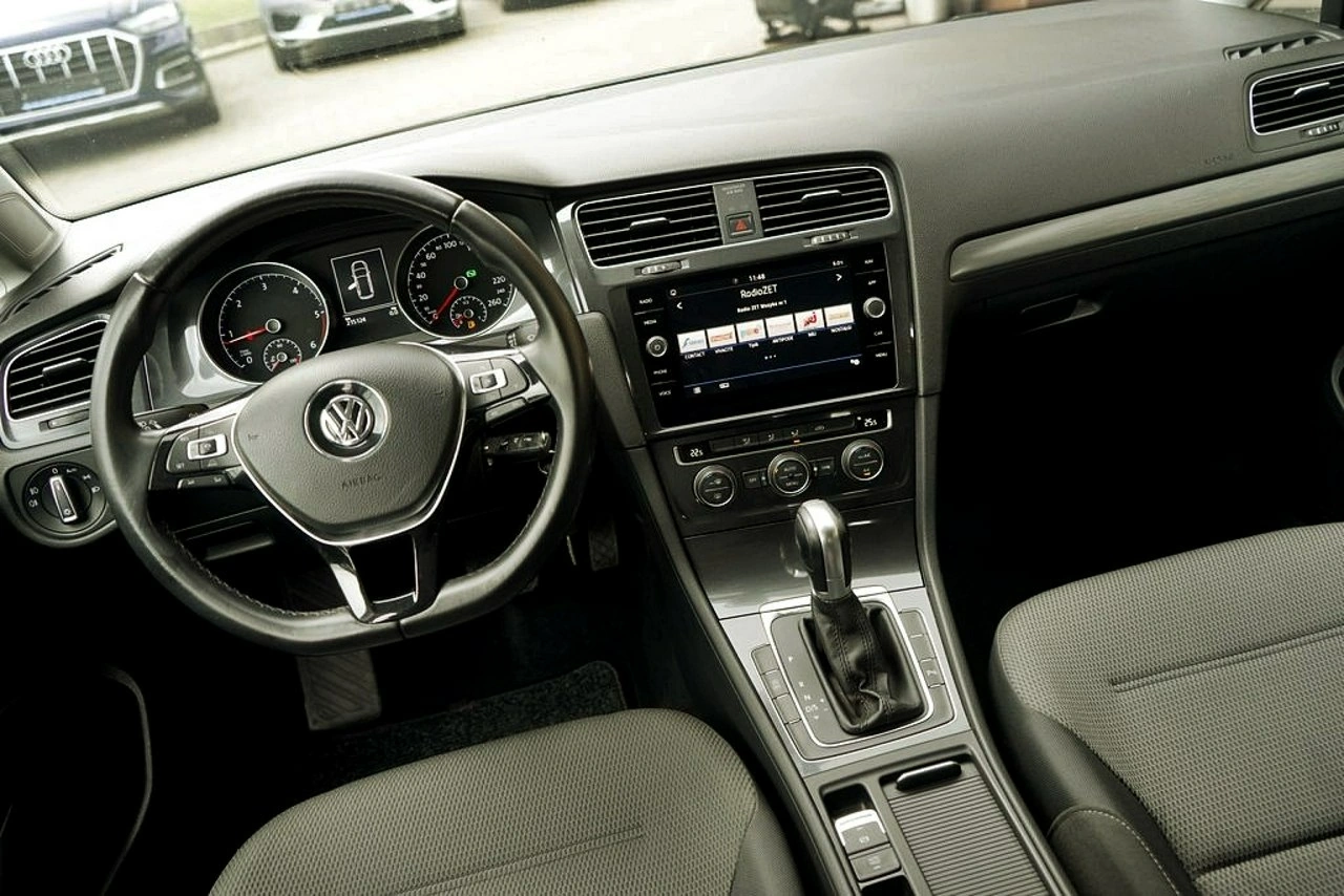 Volkswagen Golf - Zdjęcie 23