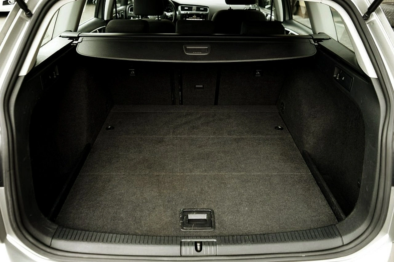 Volkswagen Golf - Zdjęcie 30