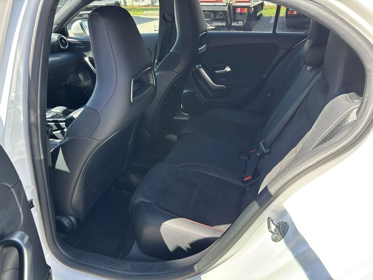 Mercedes A 250 - Zdjęcie 11