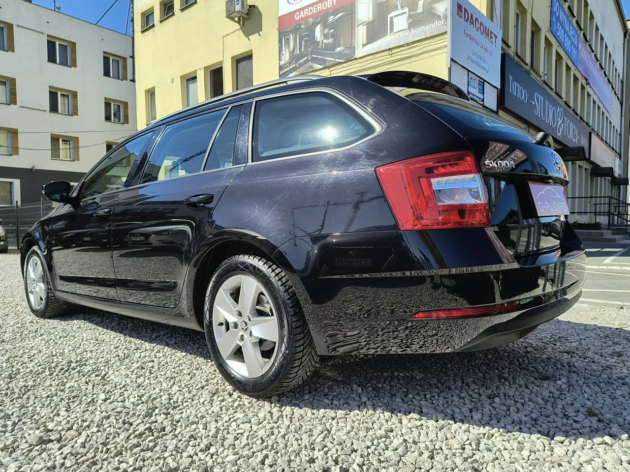 Skoda Octavia - Zdjęcie 23