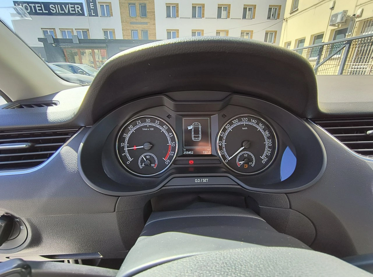 Skoda Octavia - Zdjęcie 37