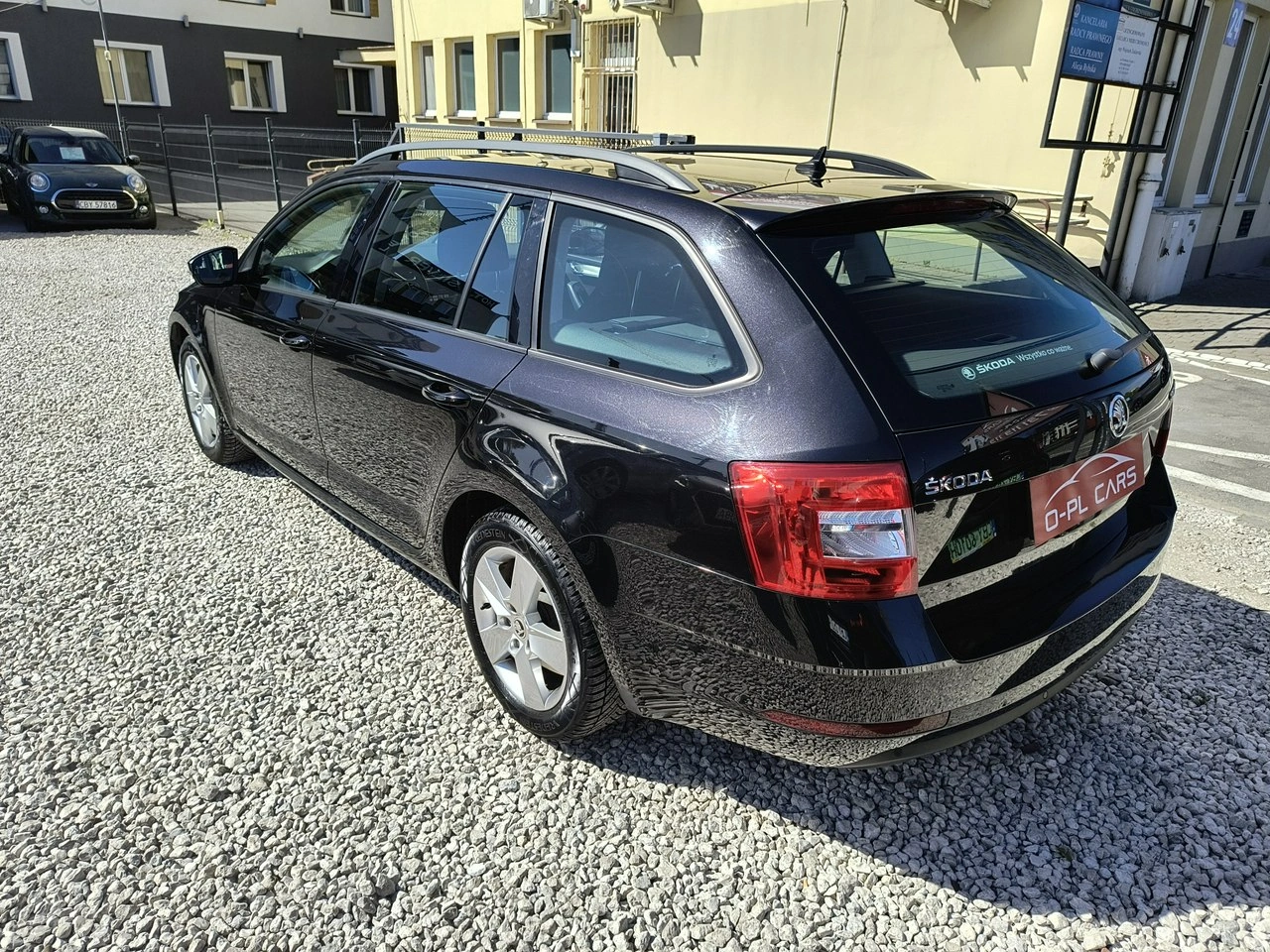 Skoda Octavia - Zdjęcie 6