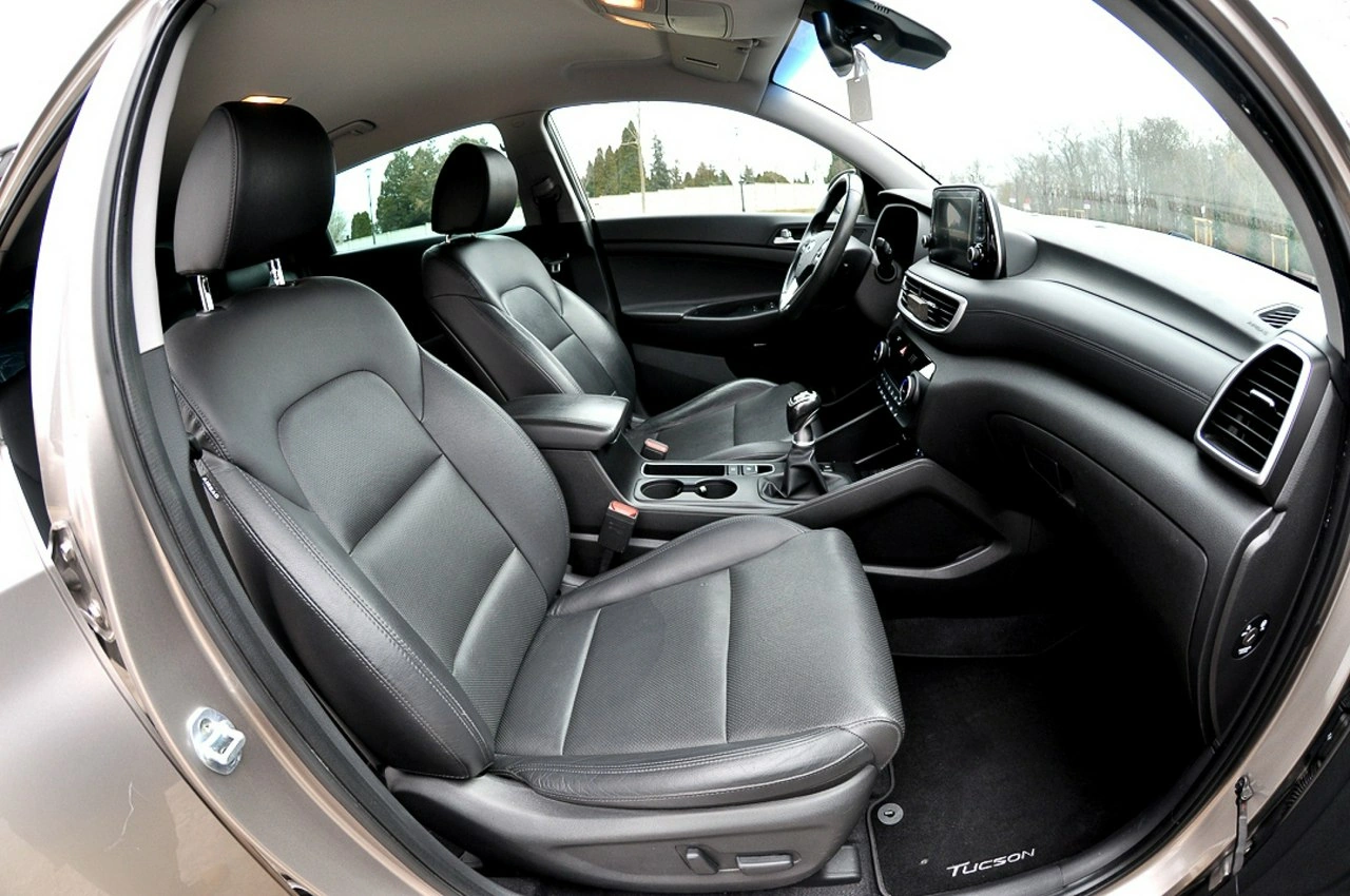Hyundai Tucson - Zdjęcie 9